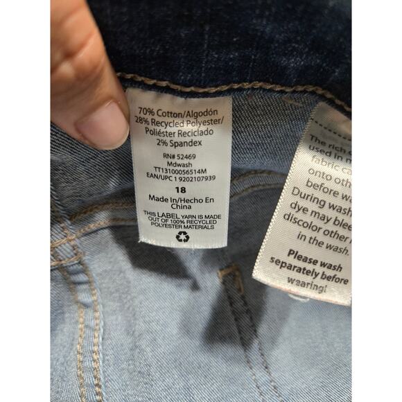 Time and tru size 18 women's plus size high rise capri jeans - Picture 6 of 10